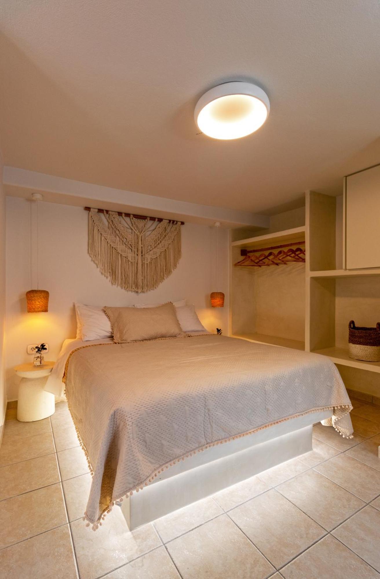 Aotes Apartment *